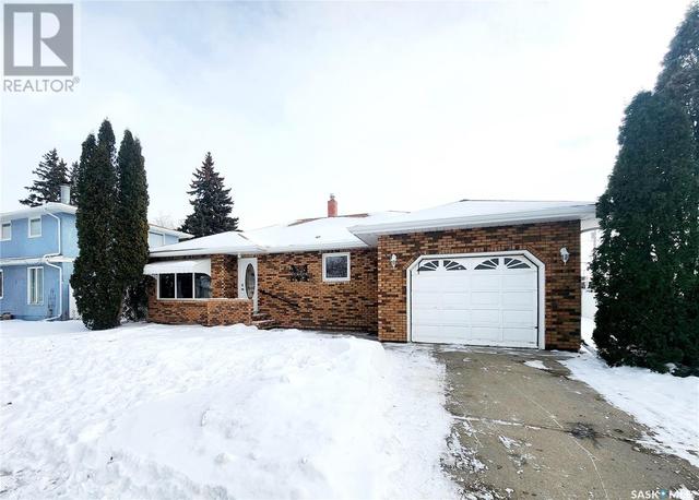 1032 Main Street, House detached with 2 bedrooms, 1 bathrooms and null parking in Melville SK | Image 14