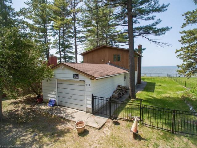 162 Santos Lane, House detached with 3 bedrooms, 2 bathrooms and 5 parking in Wasaga Beach ON | Image 6