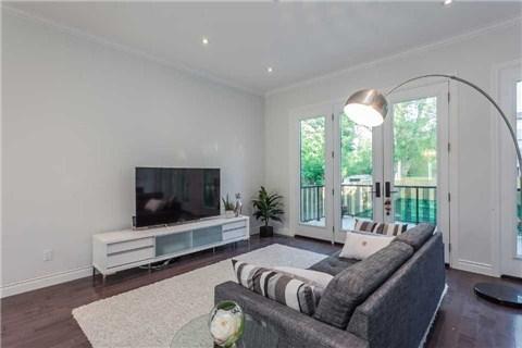 17 Clark Ave, House detached with 4 bedrooms, 5 bathrooms and 4 parking in Markham ON | Image 5