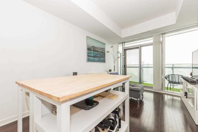 5710 - 14 York St, Condo with 1 bedrooms, 1 bathrooms and 1 parking in Toronto ON | Image 15