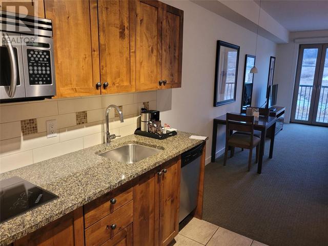 331 - 4200 Lakeshore Drive, Condo with 0 bedrooms, 1 bathrooms and 1 parking in Osoyoos BC | Image 33