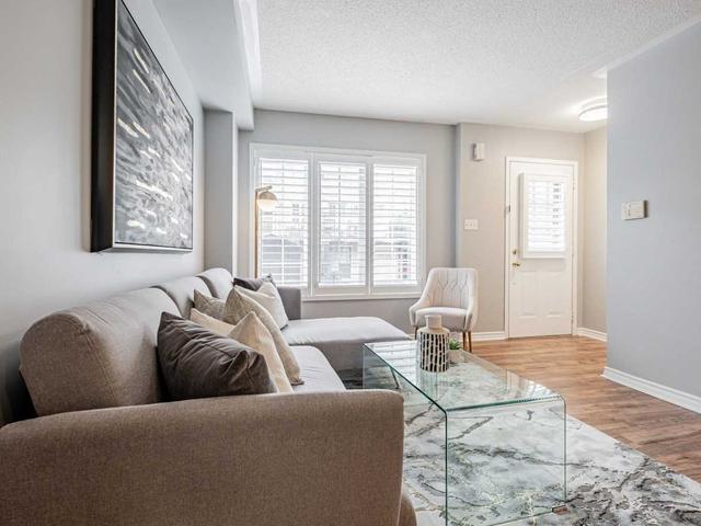 105 Weston Rd, Townhouse with 3 bedrooms, 3 bathrooms and 1 parking in Toronto ON | Image 22