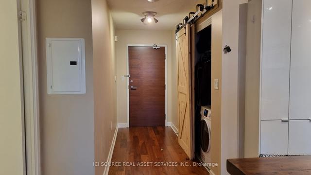 1803 - 10 Capreol Crt, Condo with 1 bedrooms, 1 bathrooms and 0 parking in Toronto ON | Image 12