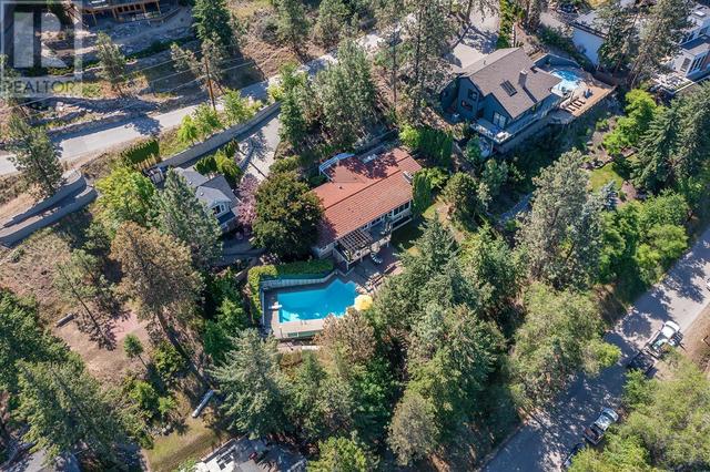 405 Viewcrest Road, House detached with 4 bedrooms, 3 bathrooms and 4 parking in Kelowna BC | Image 43