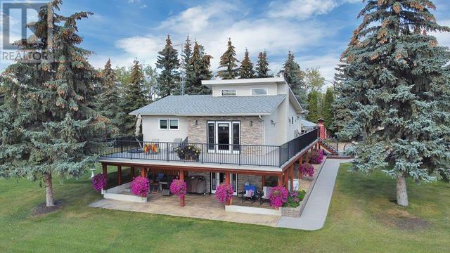 38004 Range 425 Road, House detached with 3 bedrooms, 2 bathrooms and 2 parking in Red Deer County AB | Card Image