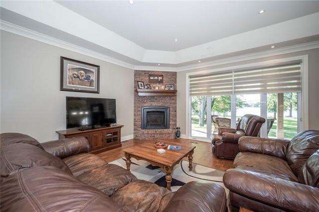 16012 Lakeside Drive, House detached with 4 bedrooms, 3 bathrooms and 4 parking in South Stormont ON | Image 3