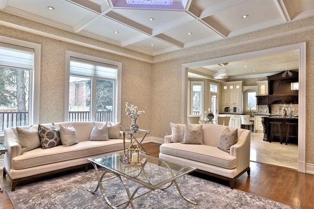 2645 Bayview Ave, House detached with 4 bedrooms, 7 bathrooms and 9 parking in Toronto ON | Image 2