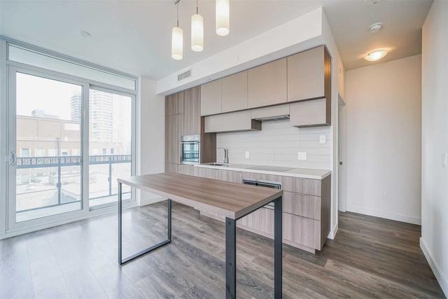 908 - 8 Eglinton Ave, Condo with 2 bedrooms, 2 bathrooms and 0 parking in Toronto ON | Image 24