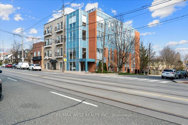 101 - 323 Kingston Rd, Condo with 1 bedrooms, 1 bathrooms and 0 parking in Toronto ON | Image 1
