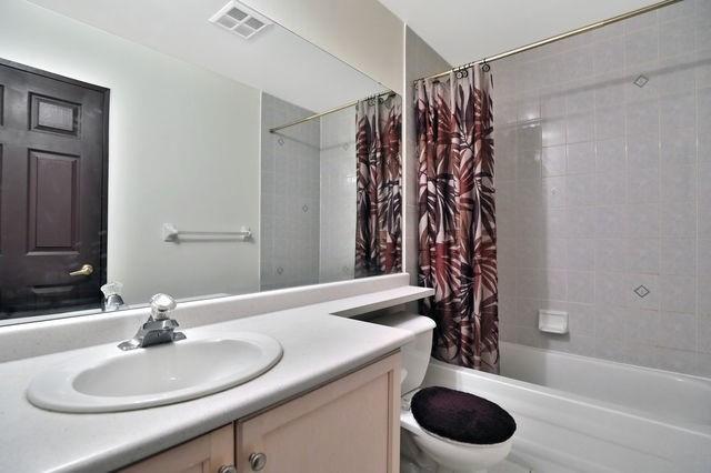 2905 - 156 Enfield Pl, Condo with 2 bedrooms, 2 bathrooms and 2 parking in Mississauga ON | Image 13