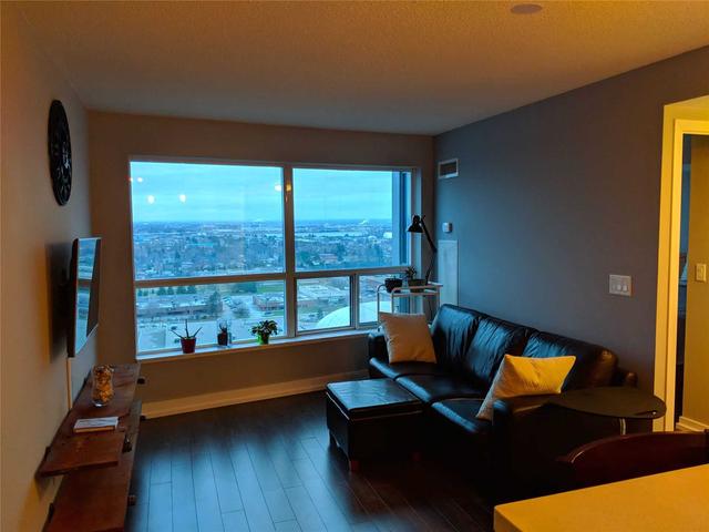 2515 - 38 Lee Centre Dr, Condo with 1 bedrooms, 1 bathrooms and 1 parking in Toronto ON | Image 2