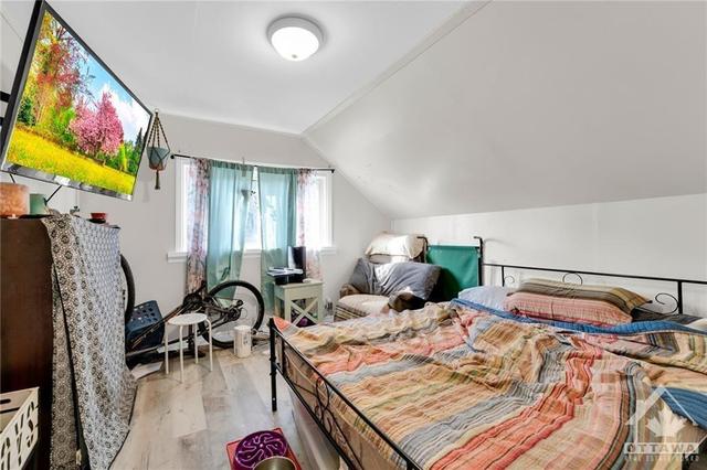 26 Halton Street, House other with 0 bedrooms, 0 bathrooms and 6 parking in Perth ON | Image 21