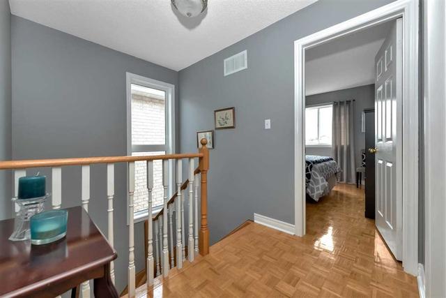 15 Richwood St, House detached with 3 bedrooms, 4 bathrooms and 4 parking in Toronto ON | Image 7