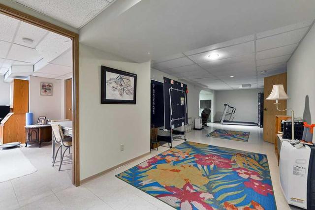 18 - 185 Woodridge Drive Sw, Home with 3 bedrooms, 3 bathrooms and 4 parking in Calgary AB | Image 24