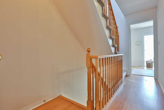 24 - 20 Turntable Cres, Townhouse with 3 bedrooms, 2 bathrooms and 1 parking in Toronto ON | Image 8