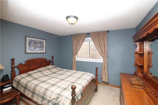 58 Wyndfield Cres, House detached with 4 bedrooms, 3 bathrooms and 2 parking in Whitby ON | Image 15