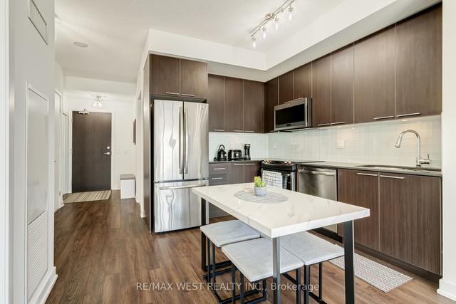 1708 - 10 Park Lawn Rd, Condo with 1 bedrooms, 1 bathrooms and 1 parking in Toronto ON | Image 31