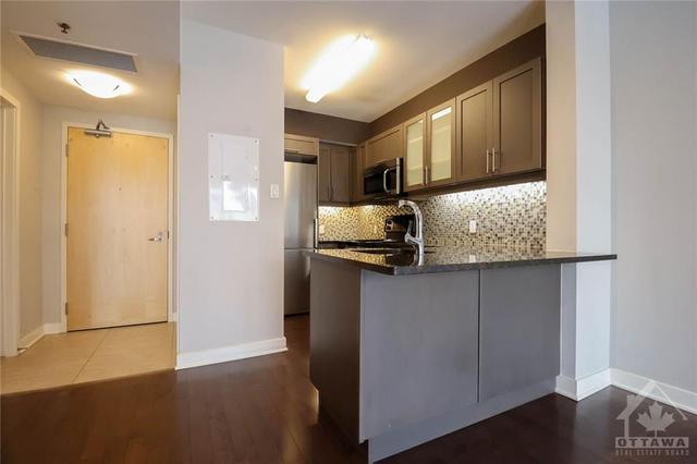 300 Lett Street, Condo with 1 bedrooms, 1 bathrooms and 1 parking in Ottawa ON | Image 7