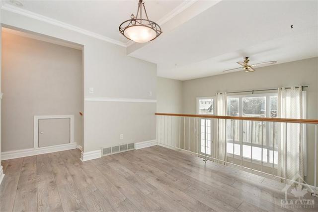 236 Romulus Private, Townhouse with 3 bedrooms, 2 bathrooms and 2 parking in Ottawa ON | Image 9