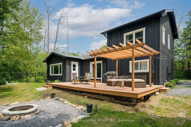 704 County Rd 15, House detached with 3 bedrooms, 2 bathrooms and 8 parking in Stone Mills ON | Image 34