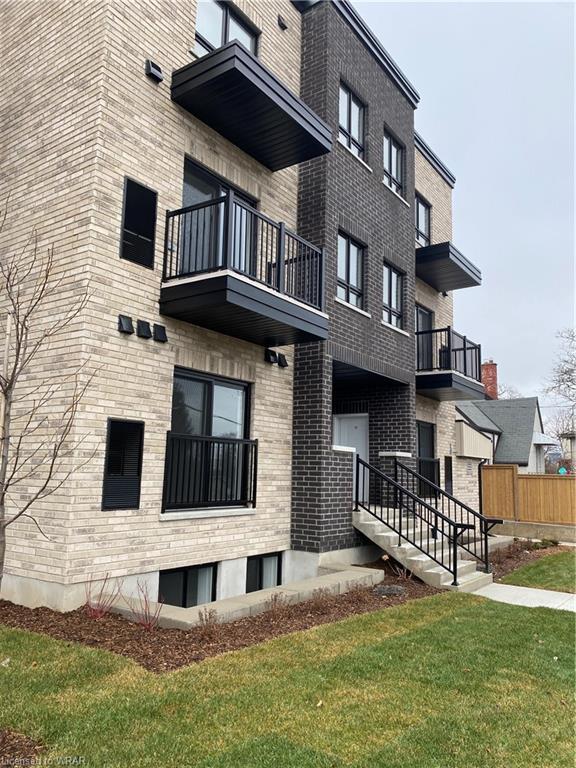 12 - 600 Victoria Street S, House attached with 2 bedrooms, 1 bathrooms and 1 parking in Kitchener ON | Image 1