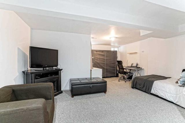 73 Monaco Crct, House attached with 3 bedrooms, 3 bathrooms and 3 parking in Brampton ON | Image 14
