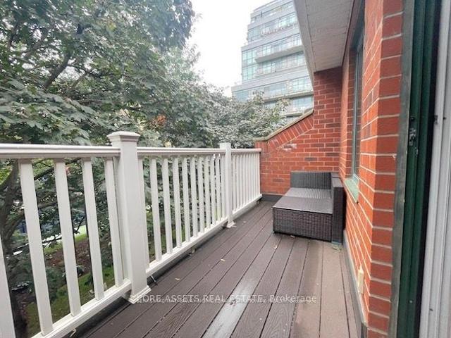 th4a - 801 King St W, Townhouse with 2 bedrooms, 3 bathrooms and 1 parking in Toronto ON | Image 6