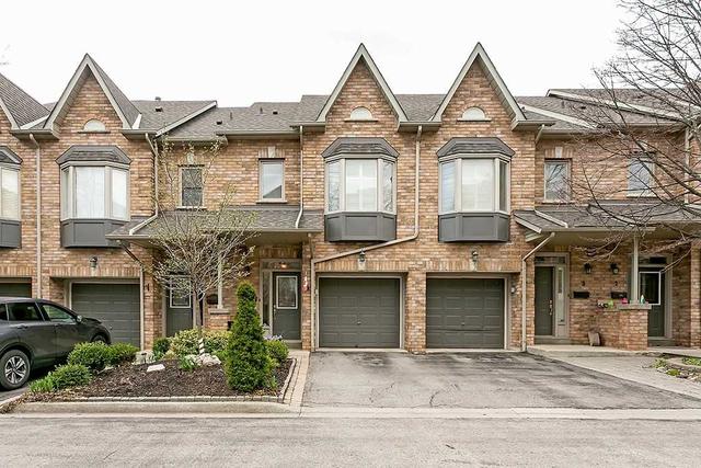 4 - 1015 Johnson's Lane, Townhouse with 2 bedrooms, 3 bathrooms and 2 parking in Mississauga ON | Image 1
