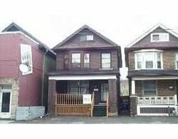 974 Main St E, House detached with 3 bedrooms, 3 bathrooms and 1 parking in Hamilton ON | Image 1