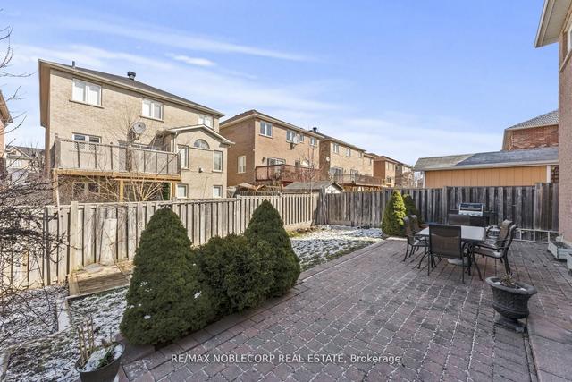 36 Venice Gate Dr, House detached with 5 bedrooms, 5 bathrooms and 6 parking in Vaughan ON | Image 31
