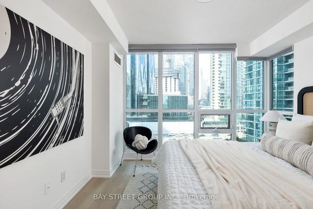 1210 - 12 Yonge St, Condo with 2 bedrooms, 2 bathrooms and 1 parking in Toronto ON | Image 21