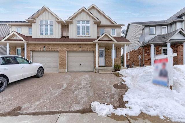 71 Iron Gate St, House semidetached with 3 bedrooms, 3 bathrooms and 3 parking in Kitchener ON | Image 1