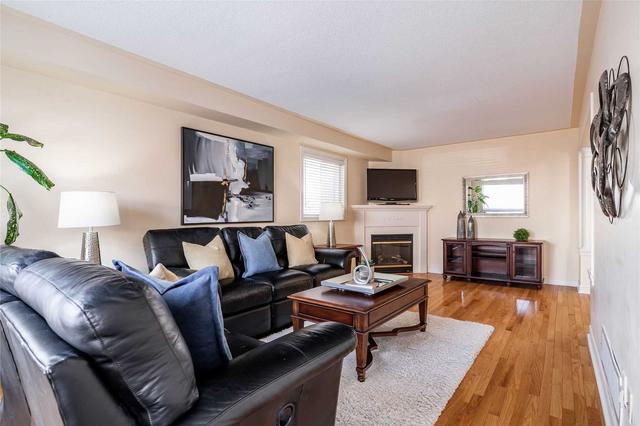 5865 Swordsman Dr, House detached with 3 bedrooms, 4 bathrooms and 4 parking in Mississauga ON | Image 29