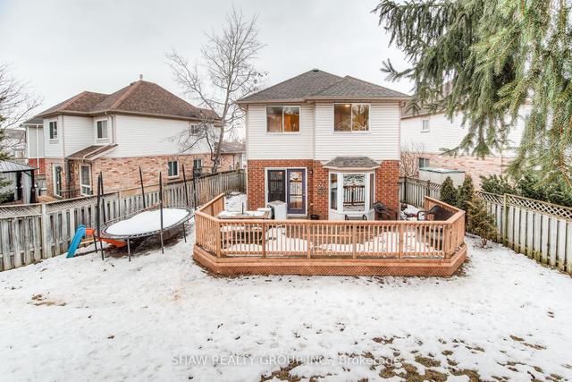 135 Cavelletti Crt, House detached with 3 bedrooms, 3 bathrooms and 3 parking in Waterloo ON | Image 29