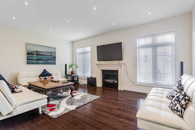 170 Maxwell St, House detached with 5 bedrooms, 5 bathrooms and 4 parking in Toronto ON | Image 2