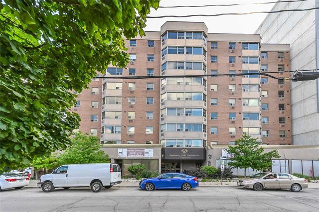 904 - 55 Yarmouth St, Condo with 1 bedrooms, 1 bathrooms and 0 parking in Guelph ON | Card Image