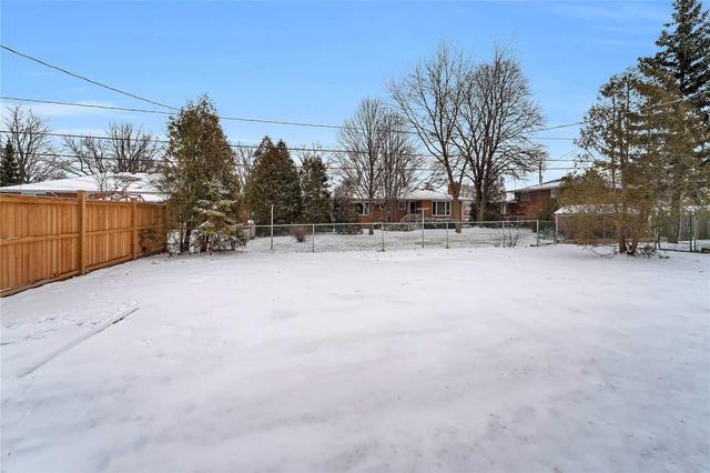 2882 Norman Rd, House detached with 3 bedrooms, 3 bathrooms and 6 parking in Windsor ON | Image 33