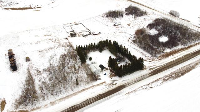 51073 Twp. Rd. 462, House detached with 2 bedrooms, 1 bathrooms and 6 parking in Wainwright No. 61 AB | Image 33