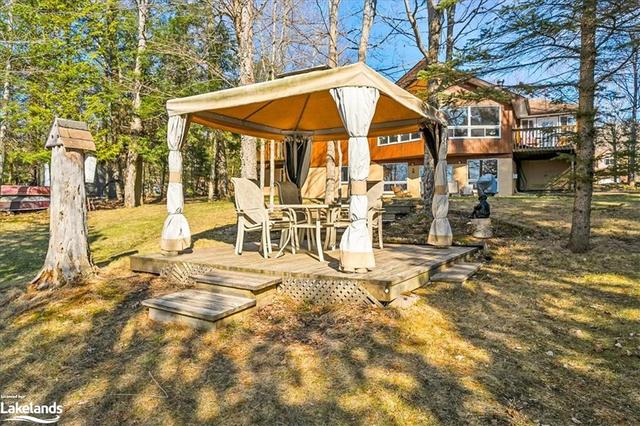1083 Steeplechase Drive, House detached with 3 bedrooms, 2 bathrooms and 10 parking in Algonquin Highlands ON | Image 32