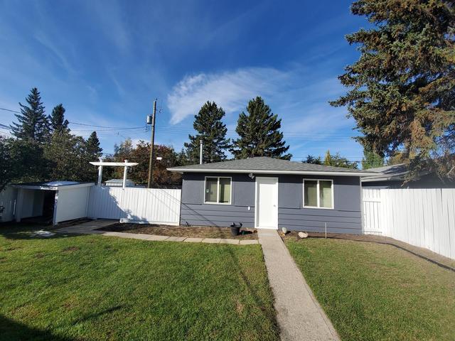 9811 Elbow Drive Sw, House detached with 6 bedrooms, 2 bathrooms and 3 parking in Calgary AB | Image 19