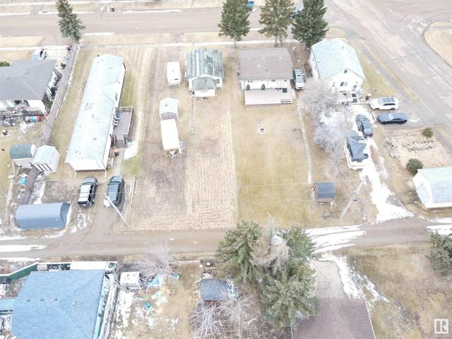 225 6 St, House detached with 2 bedrooms, 1 bathrooms and null parking in Thorhild County AB | Image 16