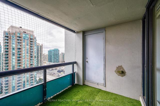 1901 - 7 Bishop Ave, Condo with 2 bedrooms, 2 bathrooms and 1 parking in Toronto ON | Image 21