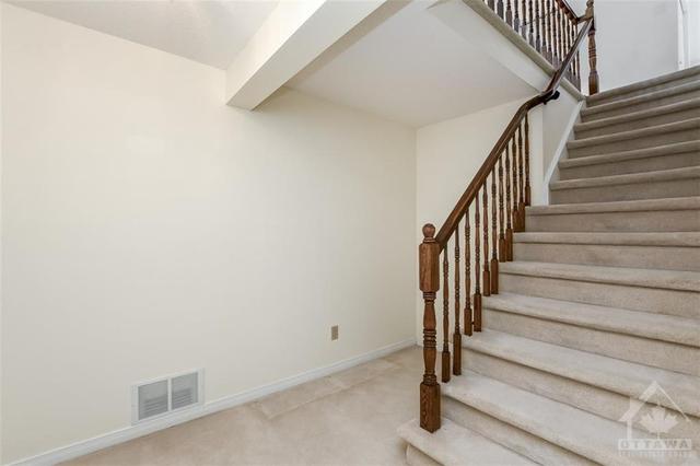 8 Innesbrook Court, Townhouse with 2 bedrooms, 2 bathrooms and 2 parking in Ottawa ON | Image 22