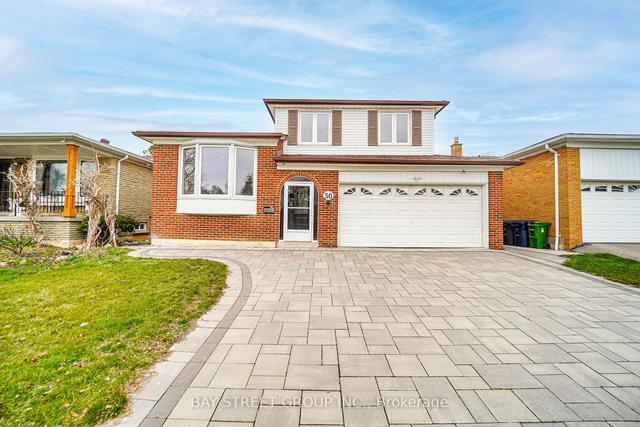 36 Pebblehill Sq, House detached with 4 bedrooms, 6 bathrooms and 4 parking in Toronto ON | Image 1