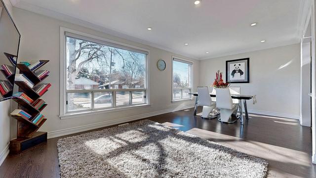 54 Lowcrest Blvd, House detached with 3 bedrooms, 4 bathrooms and 4 parking in Toronto ON | Image 33