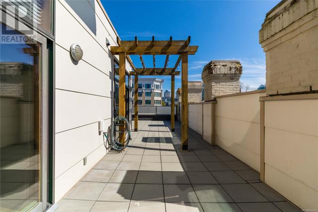 404 - 610 Johnson St, Condo with 2 bedrooms, 2 bathrooms and null parking in Victoria BC | Image 24
