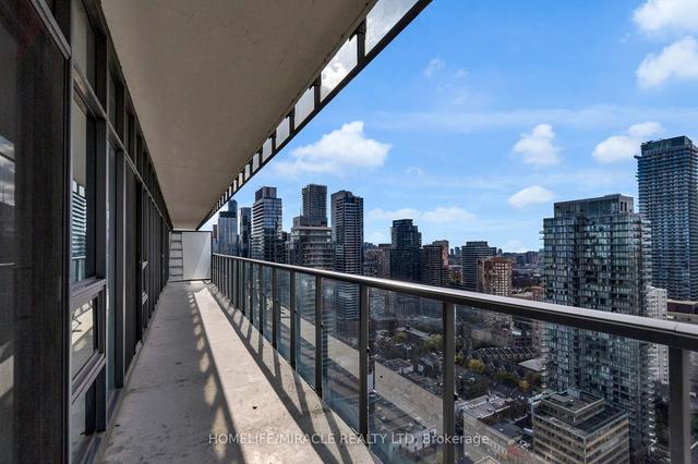 3106 - 33 Charles St E, Condo with 3 bedrooms, 2 bathrooms and 1 parking in Toronto ON | Image 22