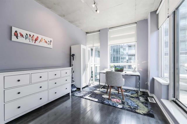th15 - 57 East Liberty St, Townhouse with 2 bedrooms, 2 bathrooms and 1 parking in Toronto ON | Image 4