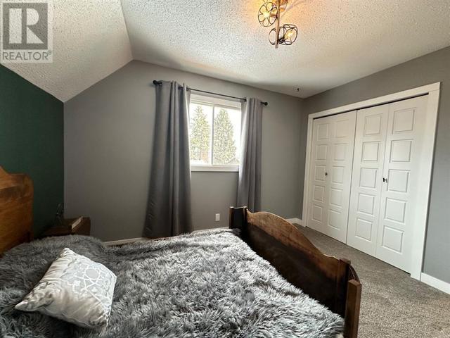 5808 51 Avenue, House detached with 4 bedrooms, 2 bathrooms and 3 parking in Vermilion AB | Image 27