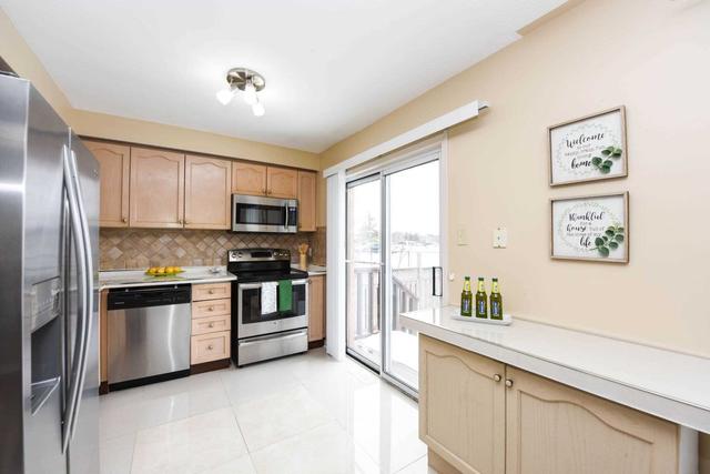 20 Saddletree Tr, House detached with 2 bedrooms, 2 bathrooms and 4 parking in Brampton ON | Image 5